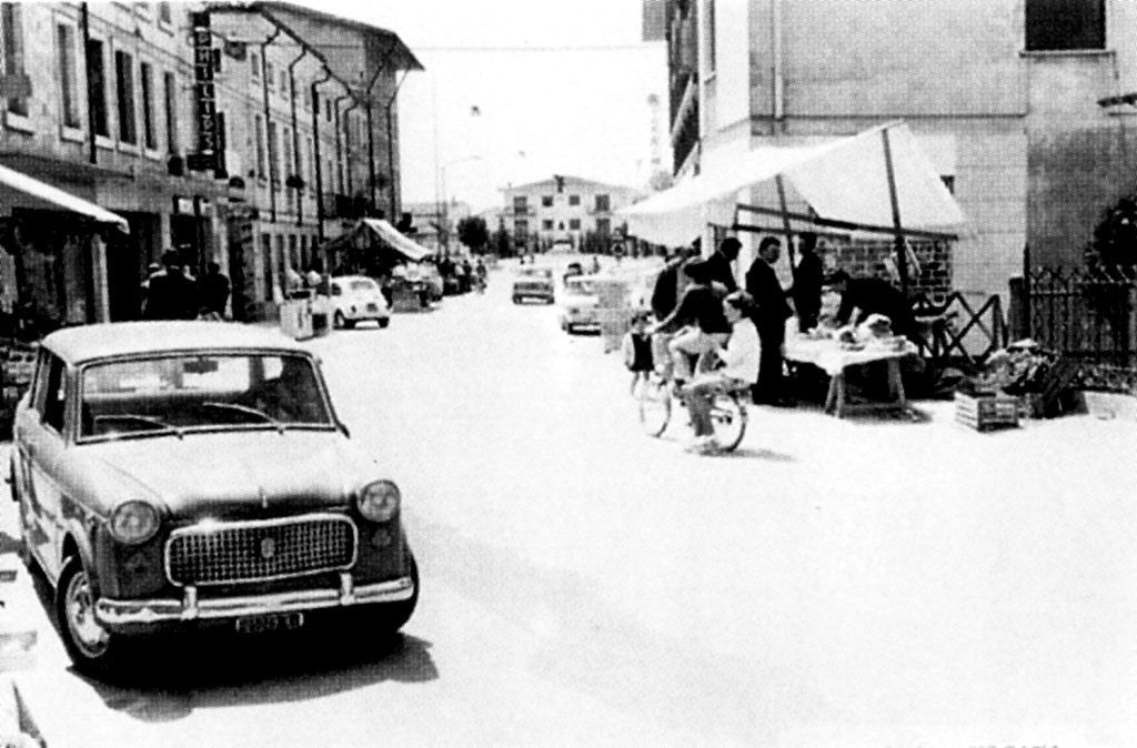 Immagine storica anni 60 Mercato di Camisano Vicentino